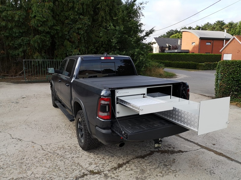 autoinrichting dodge ram kast is 145 cm diep
