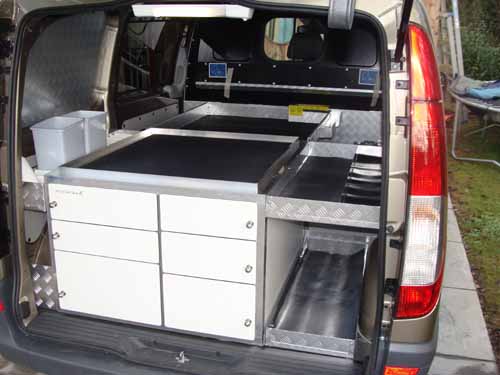 Mercedes VIto Mobieteek 6 laden , opstaande rand, schabindeling rondom