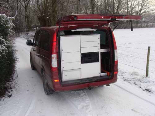 Mercedes Vito Mobieteek met nis voor keizersnedekoffer , 1 lade gekoeld
