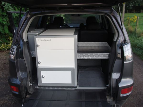 Mitsubishi Outlander,