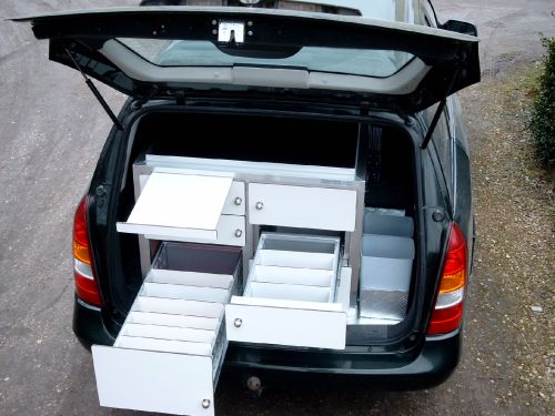 Opel Astra met ingewerkt schrijftablet