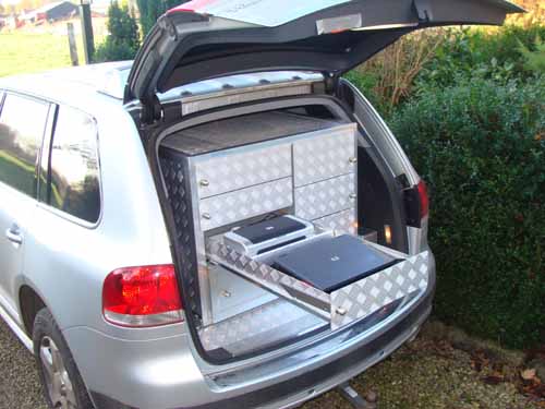 Volkswagen Touareg, Mobieteek 7 laden, 1 gekoeld + laptop en printerlade