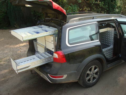 Volvo XC 70 , mobieteek 5 laden , 1 gekoeld met bovenopliggende lade