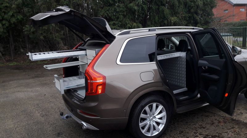 autoinrichting dierenarts volvo xc90